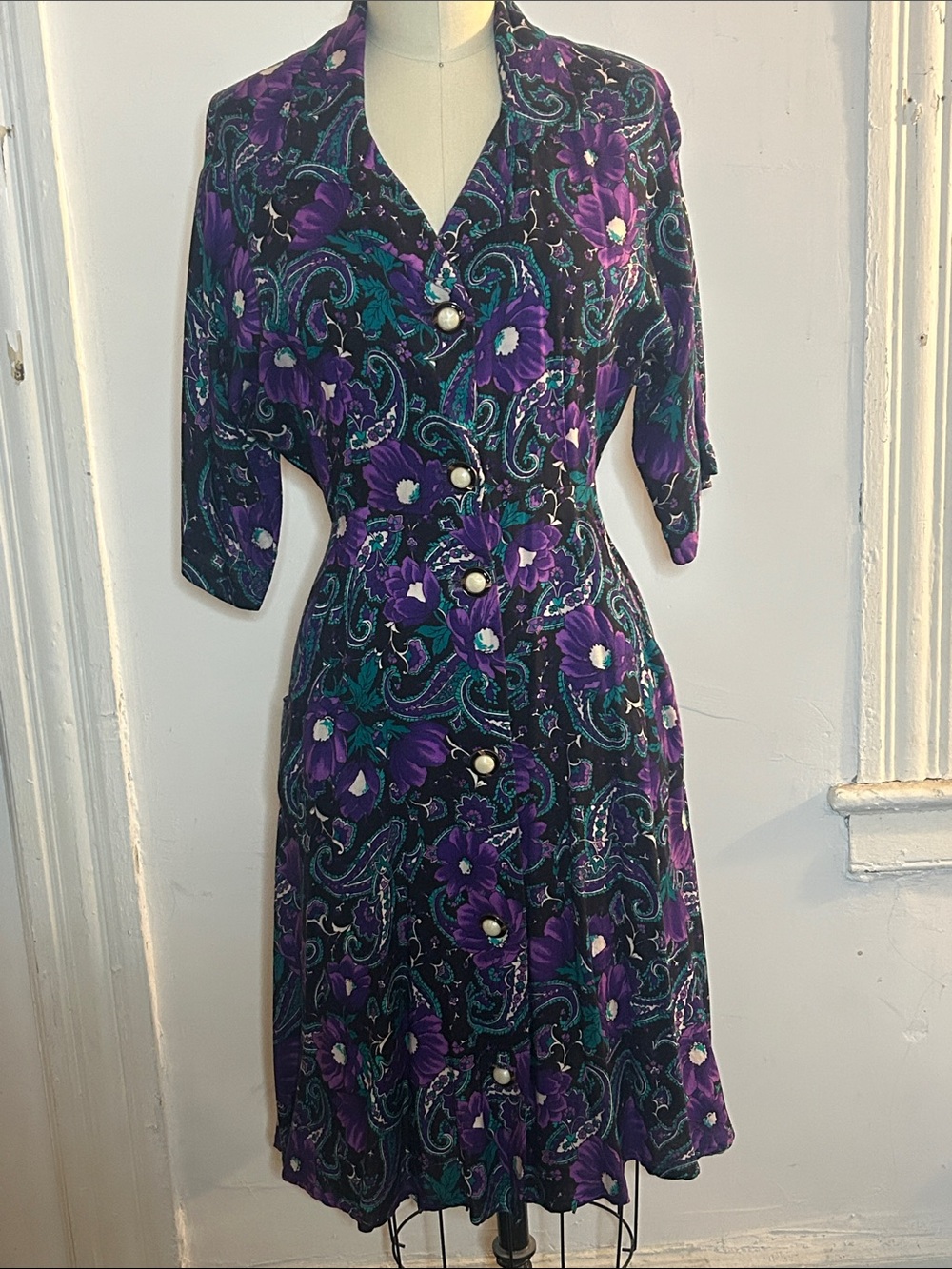 Vintage-Inspired Purple Floral Button-Front Dress